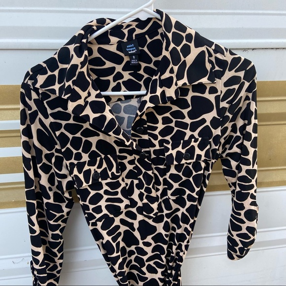 San Tropez Long Sleeve dress animal print cheetah leopard button up collared - Picture 11 of 11